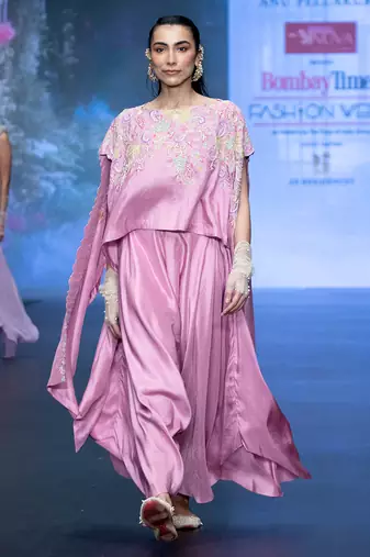 Pink embroidered puresilk co ord set