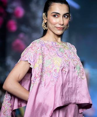Pink embroidered puresilk co ord set 4