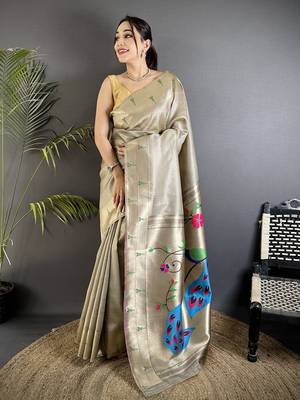 Beige tissue peacock & floral motifs mina zari weaving paithani saree 1