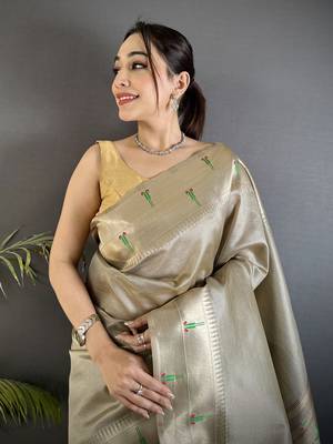 Beige tissue peacock & floral motifs mina zari weaving paithani saree 4