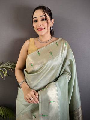 Pale blue tissue peacock & floral motifs mina zari weaving paithani saree 4