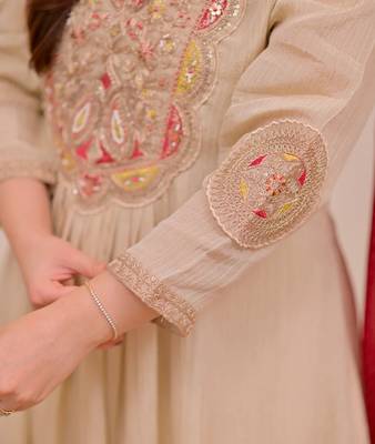 chikuu silk chinnon embroidered kurti set with silk dupatta 2