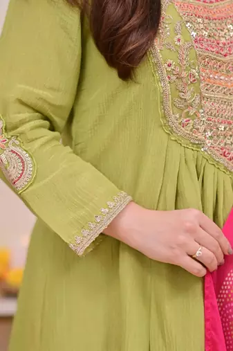 green silk chinnon embroidered kurti set with silk dupatta