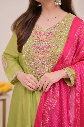 green silk chinnon embroidered kurti set with silk dupatta