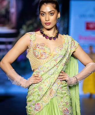 Green embroidered rawsilk saree 3