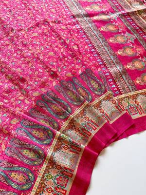  Rani Pink color  Pashmina Jaqurad Work Dola Silk Blend Saree 3