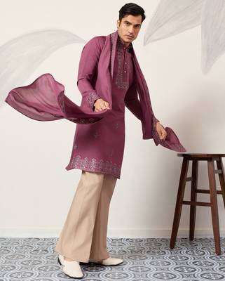 Pink viscose silk thread with sequence embroidered work kurta dupatta 3