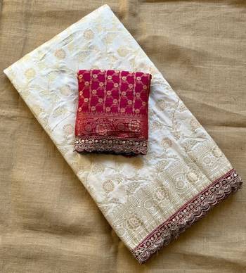 Off White Color Jaqurad Weaving Work Viscos & Naylon Dola Silk Blend Saree 1