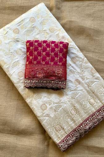 Off White Color Jaqurad Weaving Work Viscos & Naylon Dola Silk Blend Saree