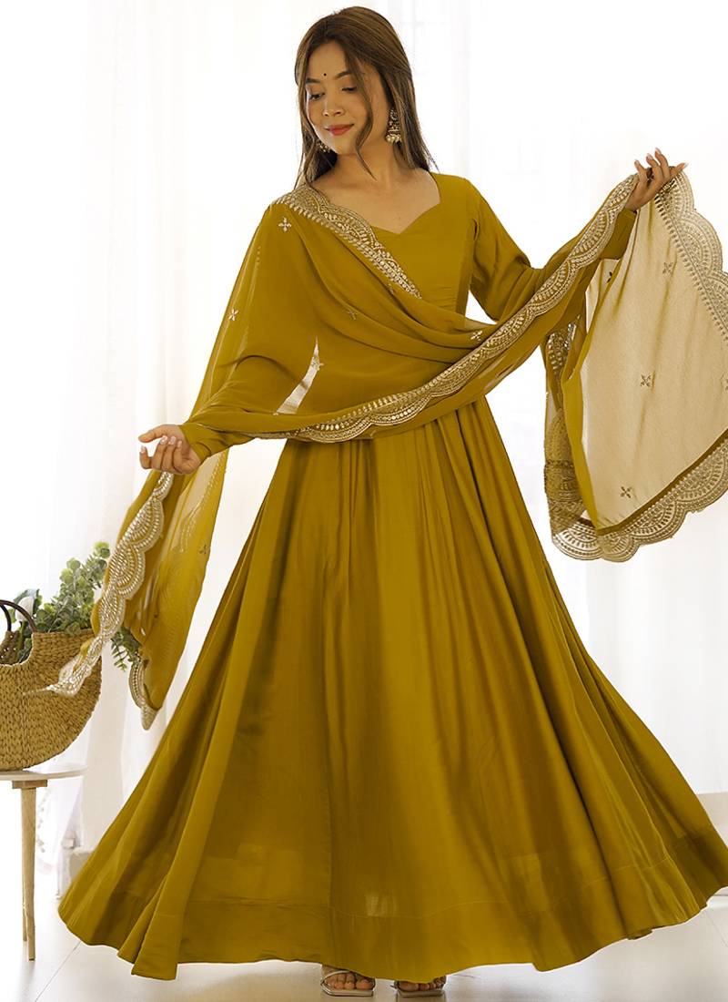 Women pure romansilk chanderi fully flair anarkali pant with dupatta set