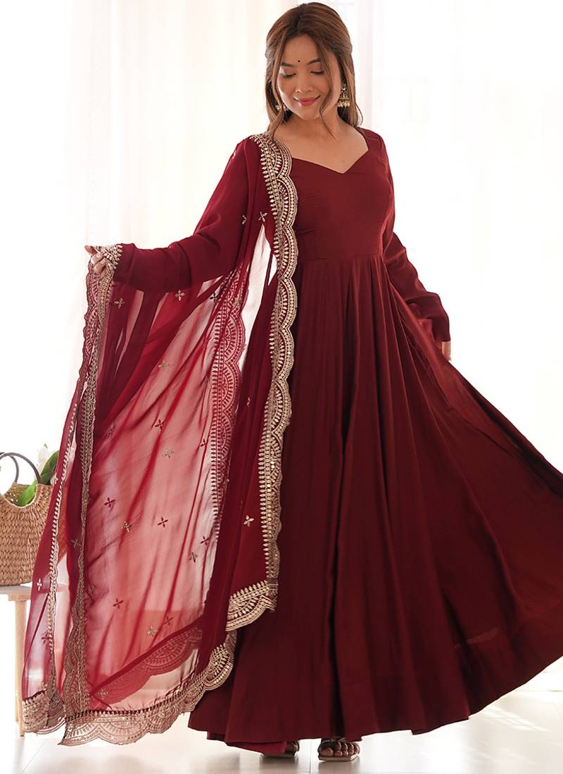 Women pure romansilk chanderi fully flair anarkali pant with dupatta set