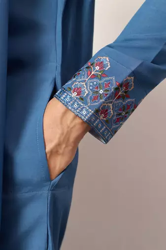 BLUE VISCOSE SILK THREAD & SEQUINS EMBROIDERED WORK FUNCTION FESTIVAL MARRIAGE PARTY WEAR STRAIGHT KURTA DUPATTA