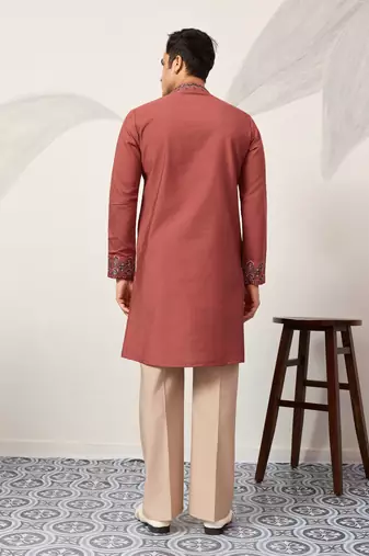 ORANGE VISCOSE SILK THREAD & SEQUINS EMBROIDERED WORK FUNCTION FESTIVAL MARRIAGE PARTY WEAR STRAIGHT KURTA DUPATTA