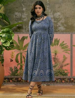 Sangria printed smocked dress 2