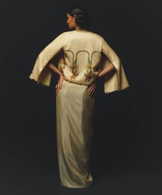 Beige embroidered linen co ord set 3