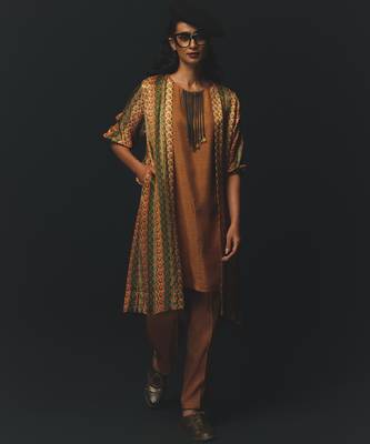 Multicolor printed satin kurta set 1
