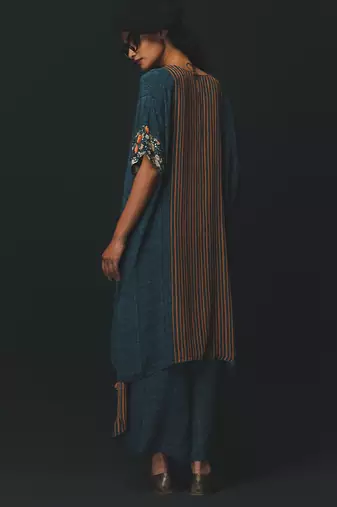 Blue embroidered crepe kurta set