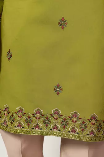 FLUORESENT GREEN VISCOSE SILK THREAD & SEQUINS EMBROIDERED WORK FESTIVAL MARRIAGE PARTY WEAR STRAIGHT KURTA DUPATTA