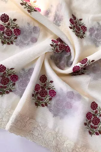 White Color Embroidered Crush Georgette Chiffon Saree