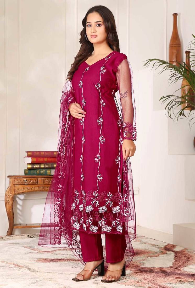 Rani pink  kurta pant set with floral embroidery