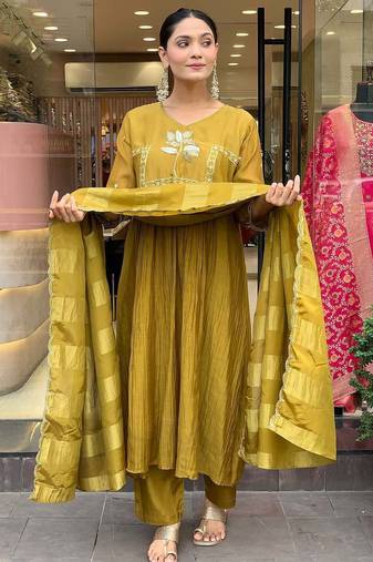 Women yellow embroidered kurta set with dupatta