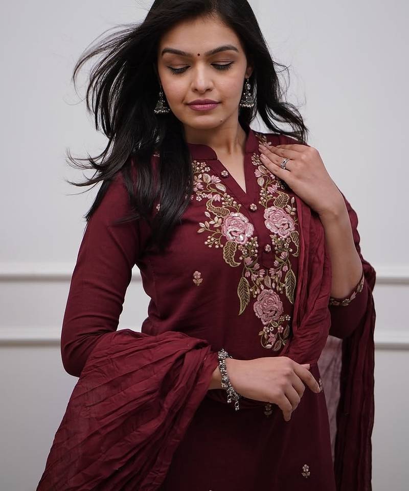 Women maroon embroidered kurta set with dupatta