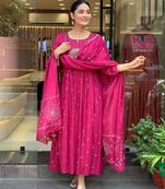 Elegant pink kurta set with embroidered dupatta
