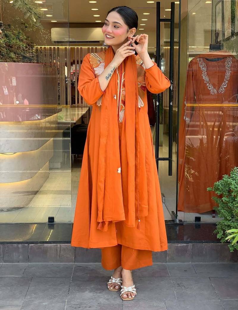 Women orange embroidered kurta set with dupatta