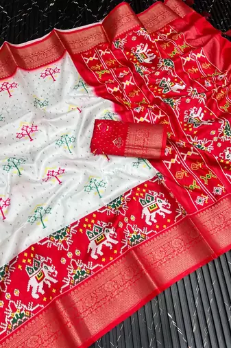 White Color Jaqurad Jari Weveing Work Dola Lichi Silk Blend Saree