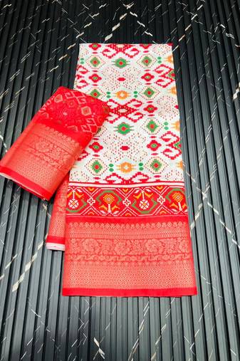 White Color Jaqurad Jari Weveing Work Dola Lichi Silk Blend Saree