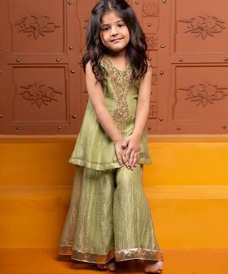 Green embroidered tissue kurta set 1
