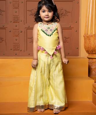 Yellow embroidered chanderi silk co ord set 1