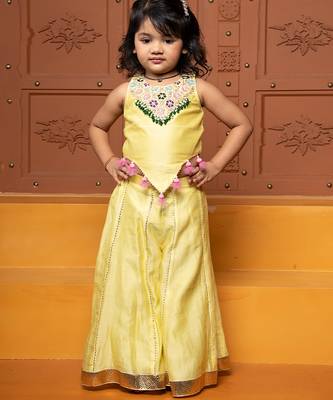 Yellow embroidered chanderi silk co ord set 3