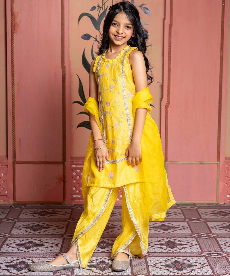 Yellow embroidered chanderi kurta set