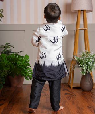 White printed crepe kurta pyjama 4
