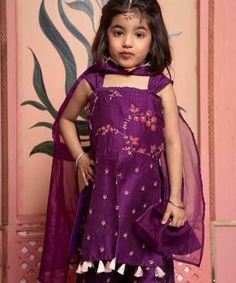 Purple embroidered silk kurta set 3