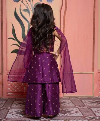 Purple embroidered silk kurta set 4