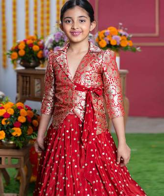 Red embroidered crepe lehenga set 2