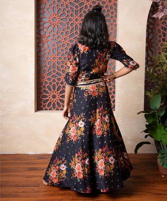 Black embroidered silk lehenga set 4