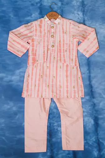 Pink embroidered chanderi silk kurta pyjama