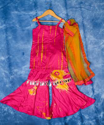Pink embroidered satin sharara set 2