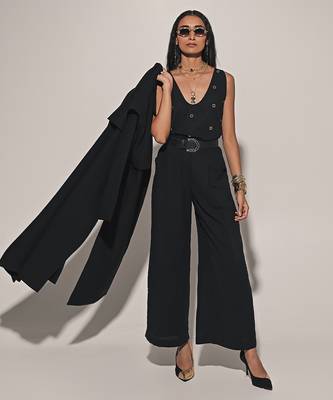 Black embroidered linen co ord set 4