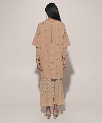 Beige embroidered linen co ord set 4