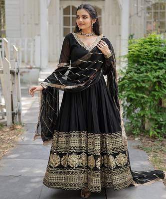Black faux blooming sequins embroidered anarkali gown with dupatta 3