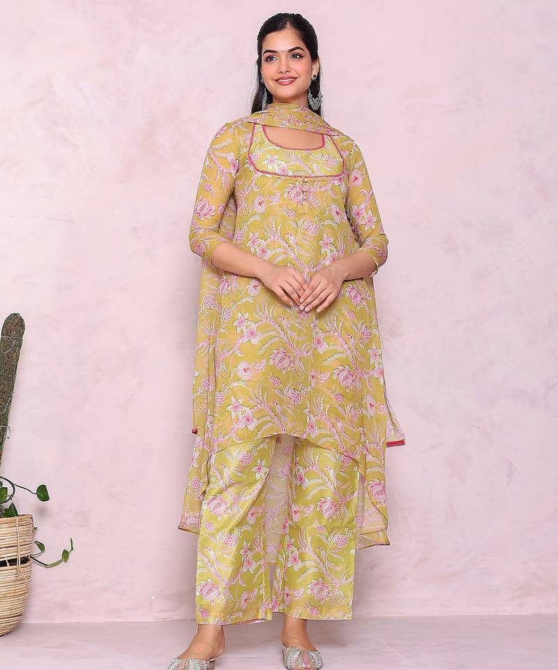 Women floral printed a-line kurta with palazzos & with dupatta