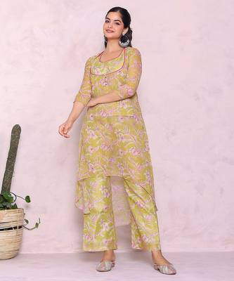 Women floral printed a-line kurta with palazzos & with dupatta 2