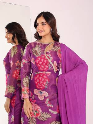 Floral printed angrakha kurta with trousers & dupatta 2