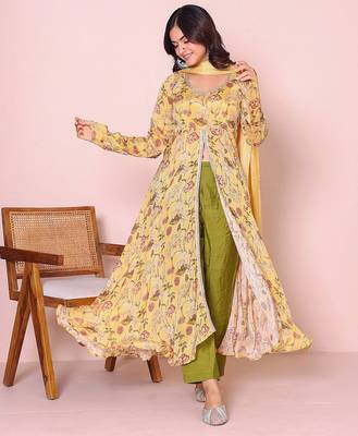 Floral printed v-neck kurta with trousers & dupatta 1