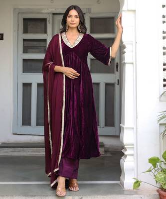 Women solid anarkali kurta with palazzos & dupatta 1