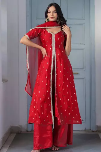 Women solid cotton thread work kurta with trousers & dupatta